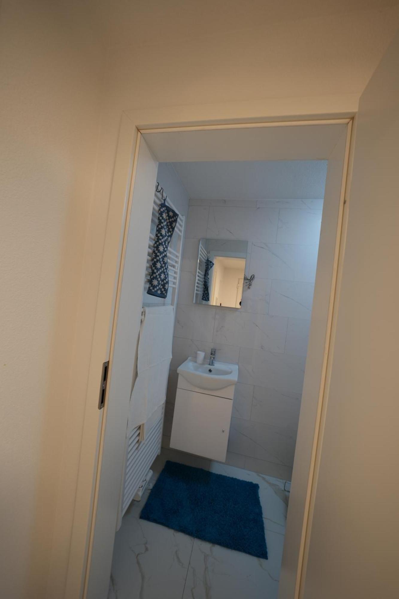 Stilvolle 2-Zimmer-Oase Mühlacker Esterno foto