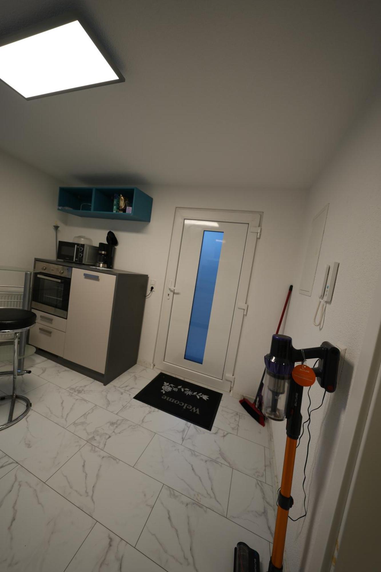 Stilvolle 2-Zimmer-Oase Mühlacker Esterno foto