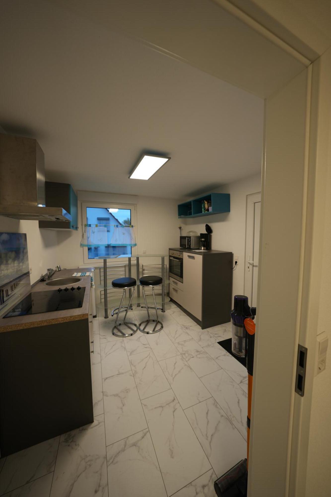 Stilvolle 2-Zimmer-Oase Mühlacker Esterno foto